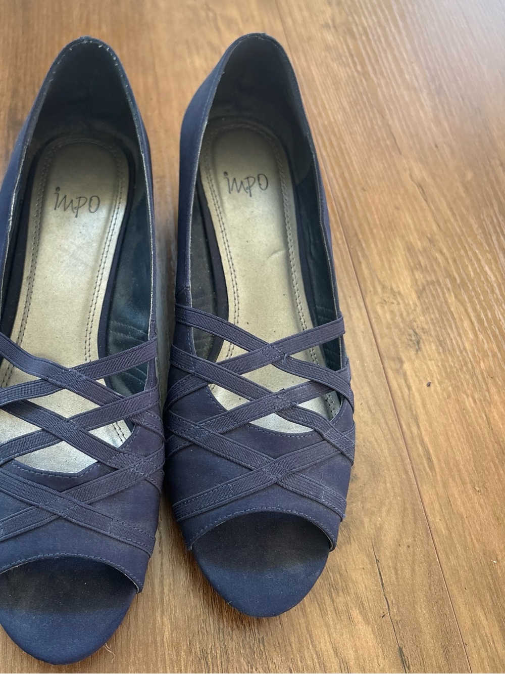 Impo Women's Navy Peep-Toe with wedge heel size 11 INV25/559